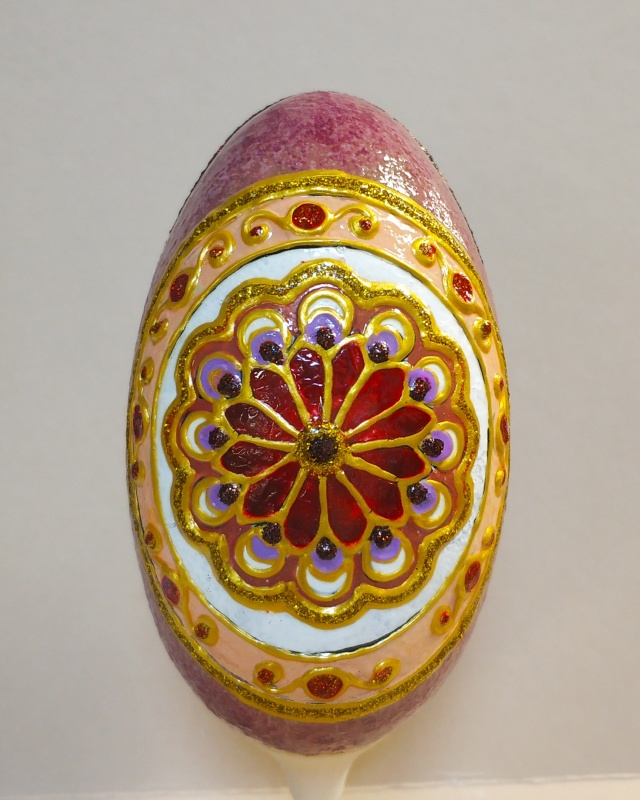 картинка Антонова А. Шкатулка -яйцо с орнаментом