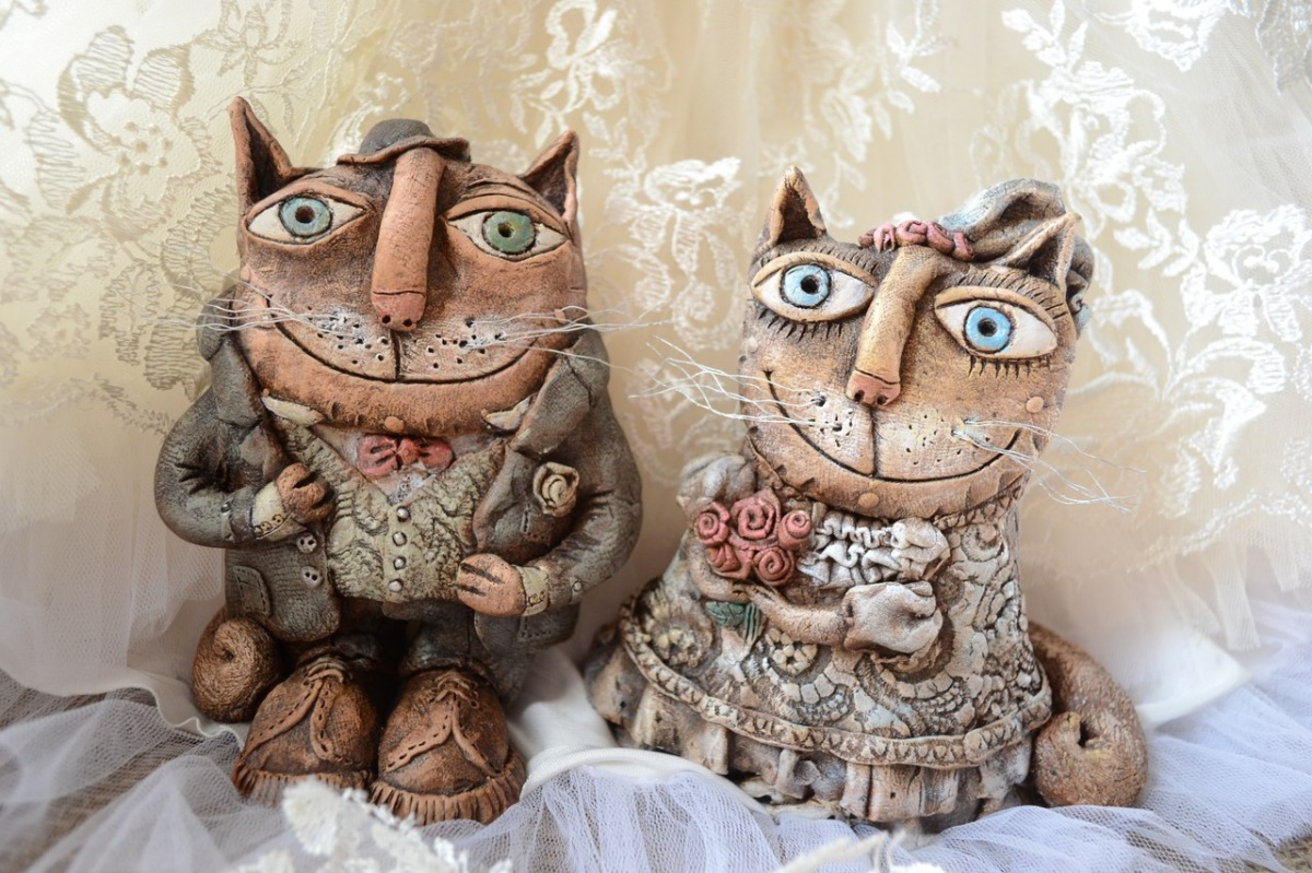 картинка Е. Трифонова "Кошка-невеста"