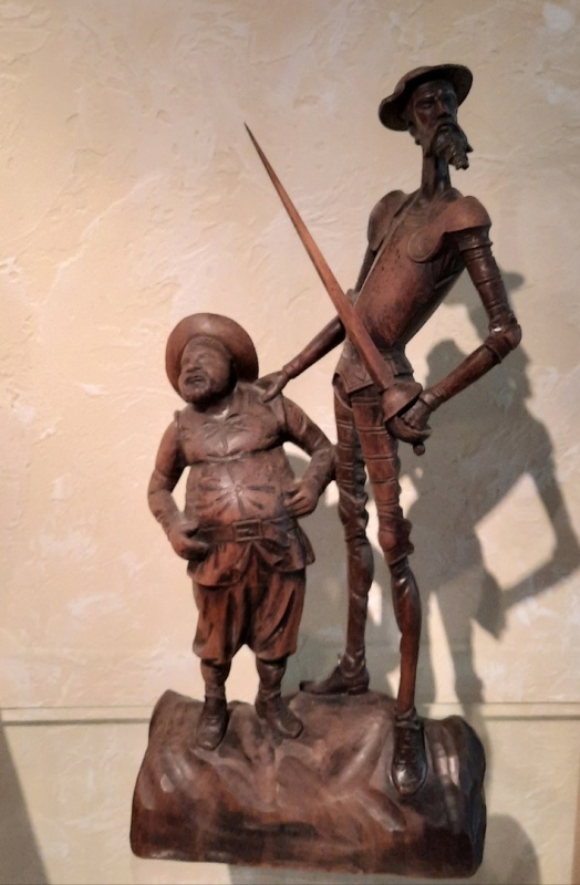 картинка Скульптура "Дон Кихот и Санчо Панса" Испания, середина 20 в. красное дерево, 53*23*23